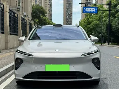 Nio ET7