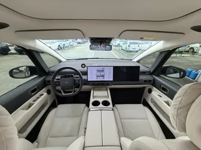 Li Auto Li MEGA