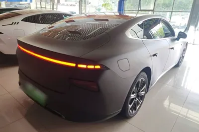 Xpeng P7
