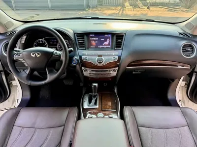 Infiniti JX