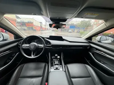 Mazda 3 Axela