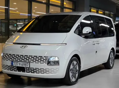 Hyundai Staria