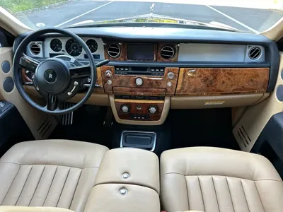 Rolls-Royce Phantom