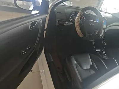 Chery Arrizo 5