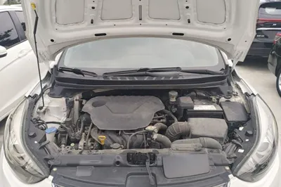 Hyundai Elantra (5th Generation