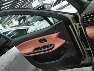 Nio EC6