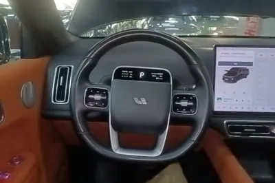 Li Auto L8