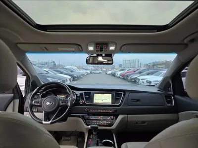 Kia Canival