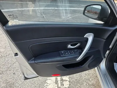 Renault-KoreaSamsung SM5