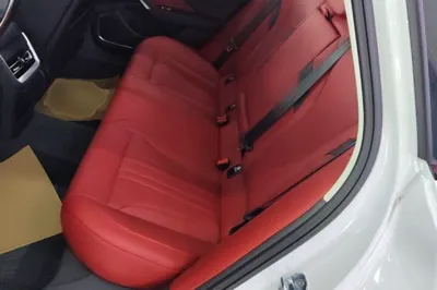 Hongqi H6