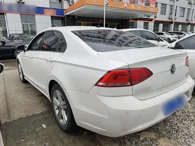 Volkswagen Lamando