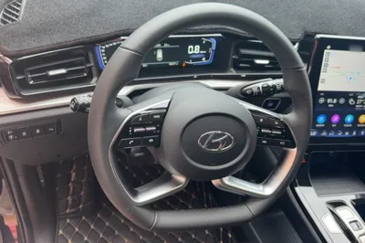 Hyundai Custo