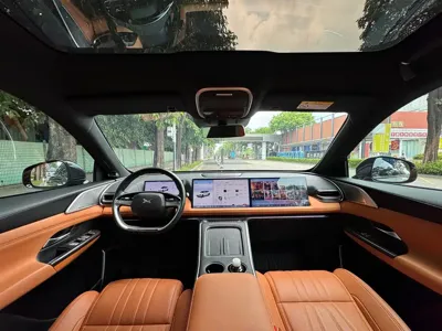 Xpeng G9