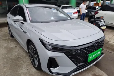 Chery Arrizo 8