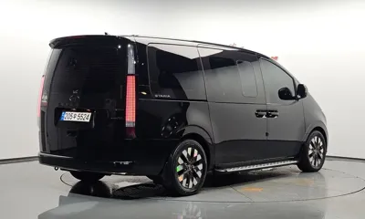Hyundai Staria