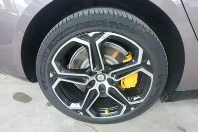 Xiaomi Auto SU7