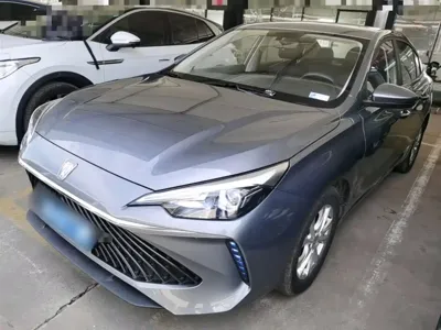 Roewe i5