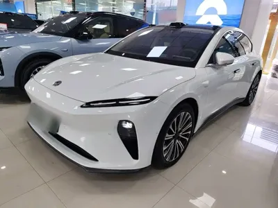 Nio ET5