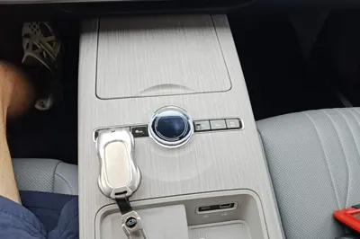 Geely Galaxy E8