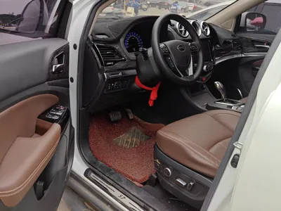 BYD S7