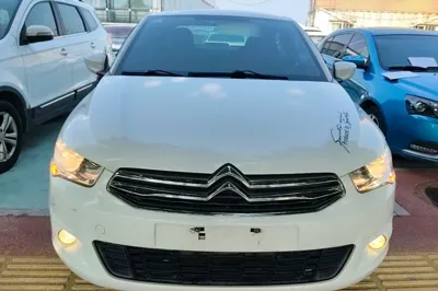 Citroen Elysee