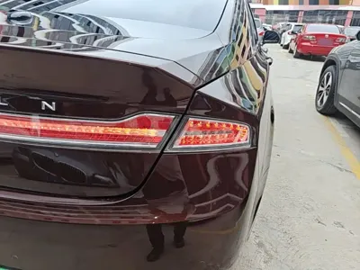 Lincoln MKZ