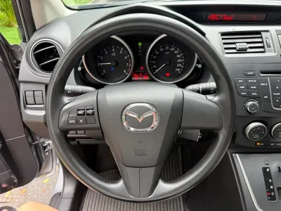 Mazda 5