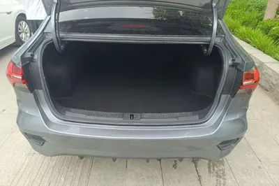 Roewe i5