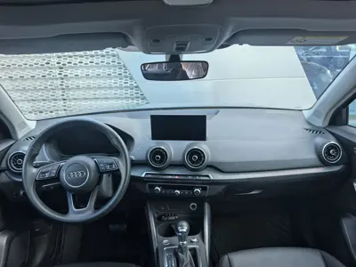 Audi Q2L e-tron