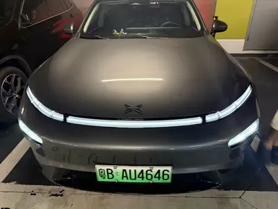 Xpeng P7