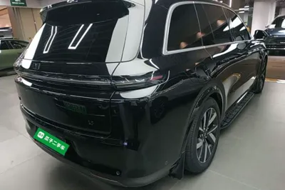 Li Auto L8