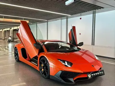 Lamborghini Aventador