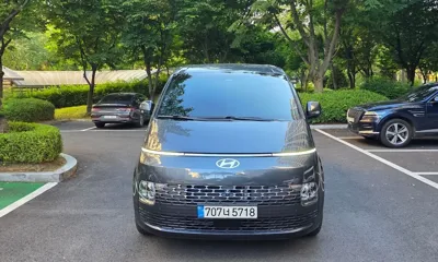 Hyundai Staria