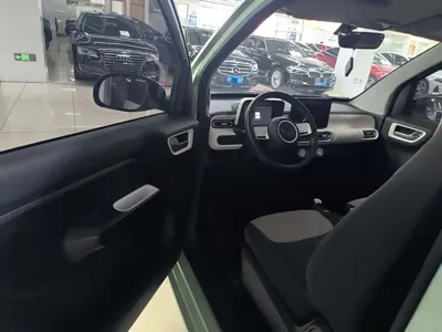 Wuling MINIEV