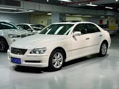 Toyota Reiz