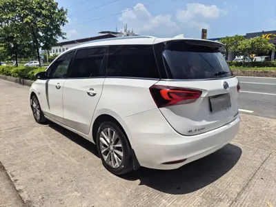 Buick GL6