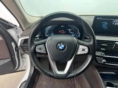 BMW 5 Series New Energy