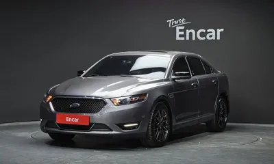 Ford Taurus