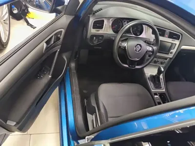 Volkswagen Golf (Import)
