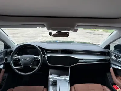 Audi A7L