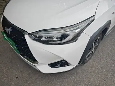 Toyota Yaris L