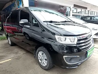 JAC Refine Refine M3