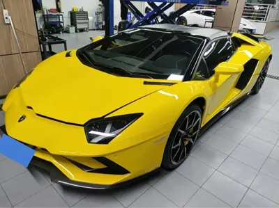 Lamborghini Aventador