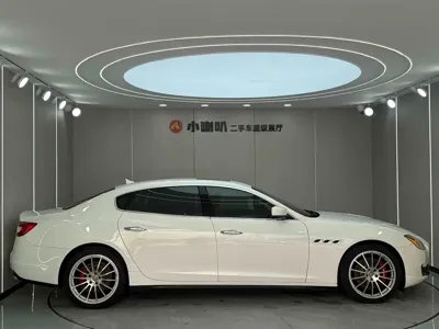 Maserati Quattroporte