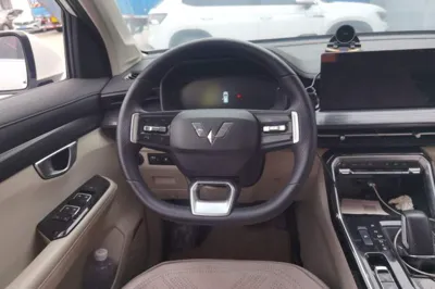 Wuling Asta