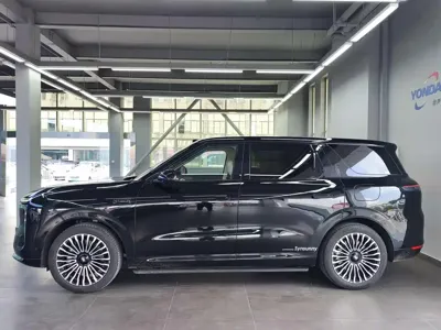 IM 智己LS8
