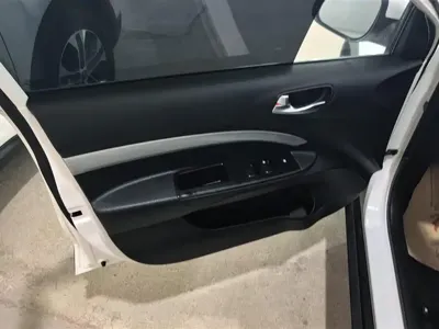 Kia KX1