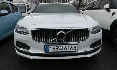 Volvo S90