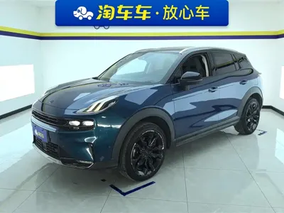 Lynk & Co 06