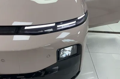 Leapmotor B01